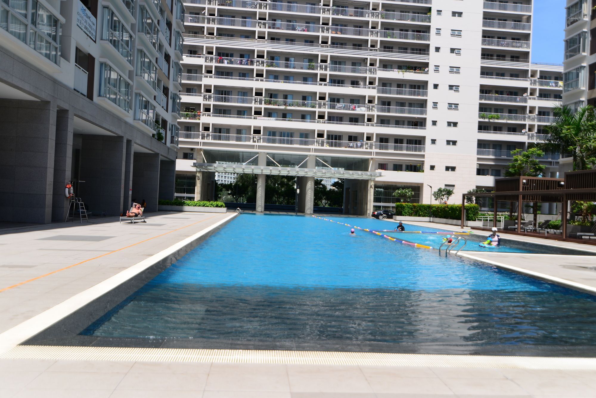Scenic Valley Apartment 4 Bedroom - Sabina Hcm Thành Pho Ho Chí Minh Esterno foto